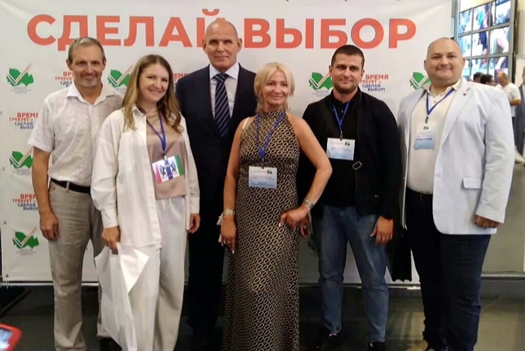 Участие в Новосибирском форуме "Сделай свой выбор"представителей Академии Айкидо СПб.